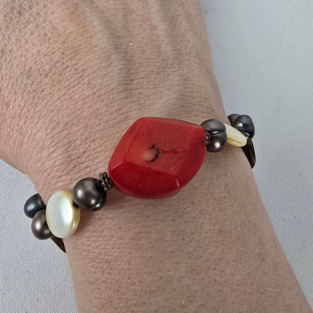 Red Natural Stone Pearl Beaded Bracelet